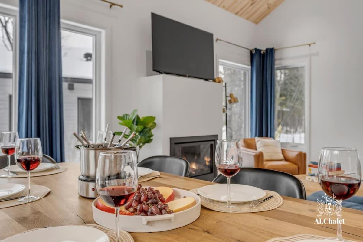 Chalet Bellevue Luxe Avec Spa Et Local A Velo Pont-Rouge Exteriér fotografie