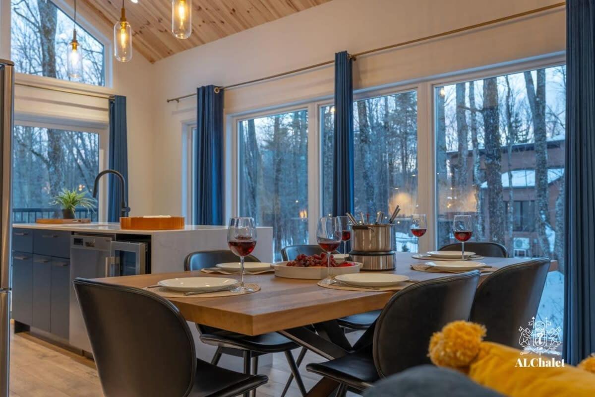 Chalet Bellevue Luxe Avec Spa Et Local A Velo Pont-Rouge Exteriér fotografie