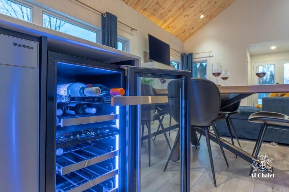 Chalet Bellevue Luxe Avec Spa Et Local A Velo Pont-Rouge Exteriér fotografie