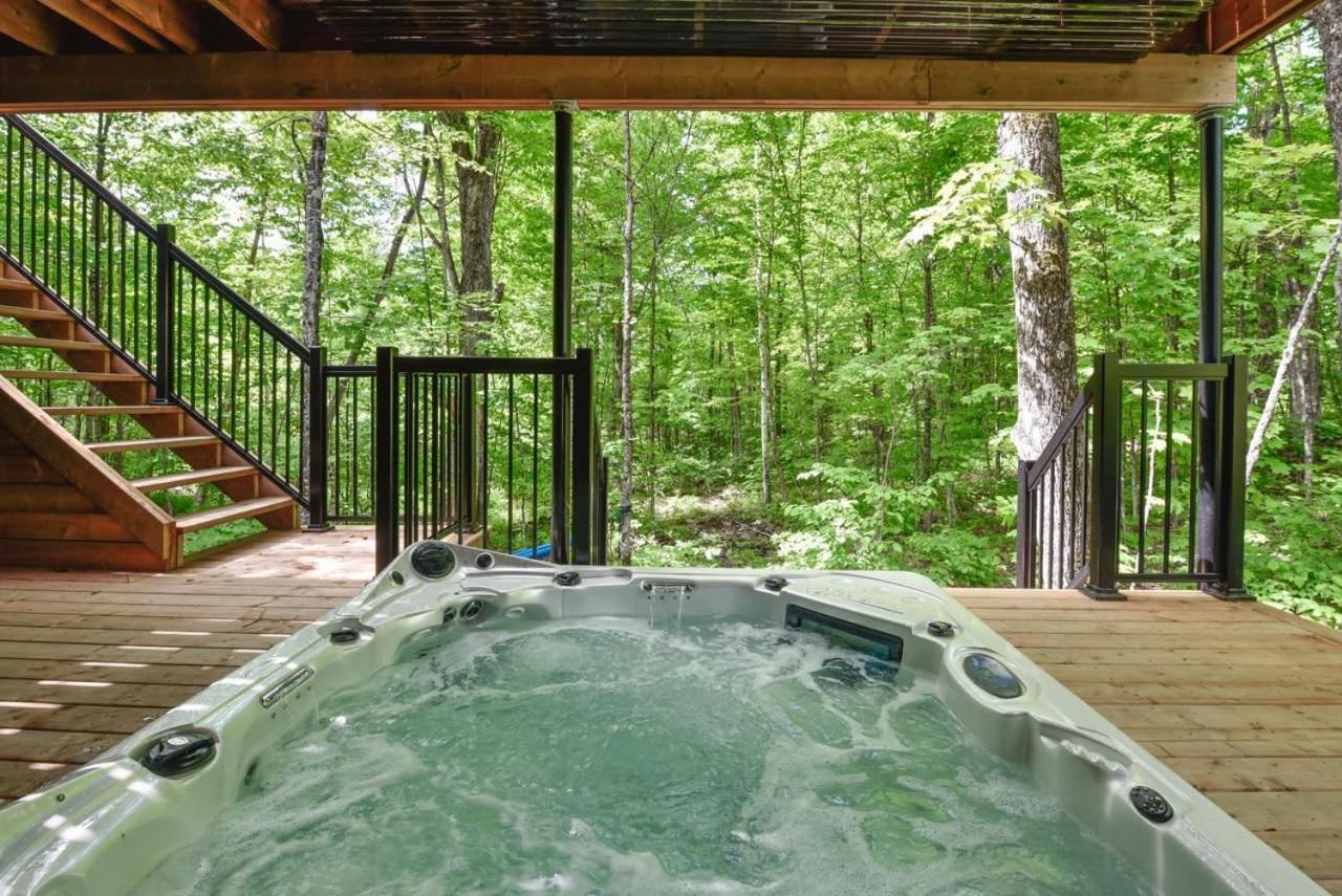 Chalet Bellevue Luxe Avec Spa Et Local A Velo Pont-Rouge Exteriér fotografie